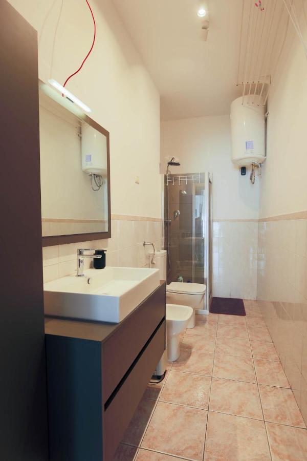 Casa Saffi Lägenhet Livorno Exteriör bild